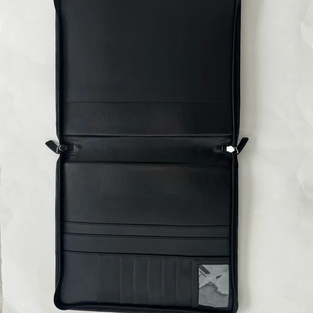 Levenger Black Leather Portfolio Briefcase Retractable Handle Zipper Closure